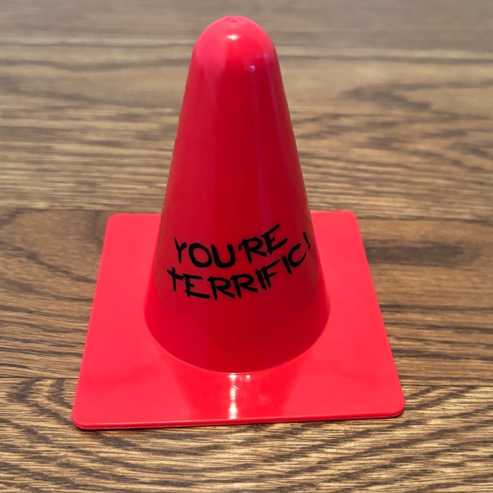 Set of 7 Cones-Teaching Tree Motivational Reward Cones “You’re Terrific”-Red